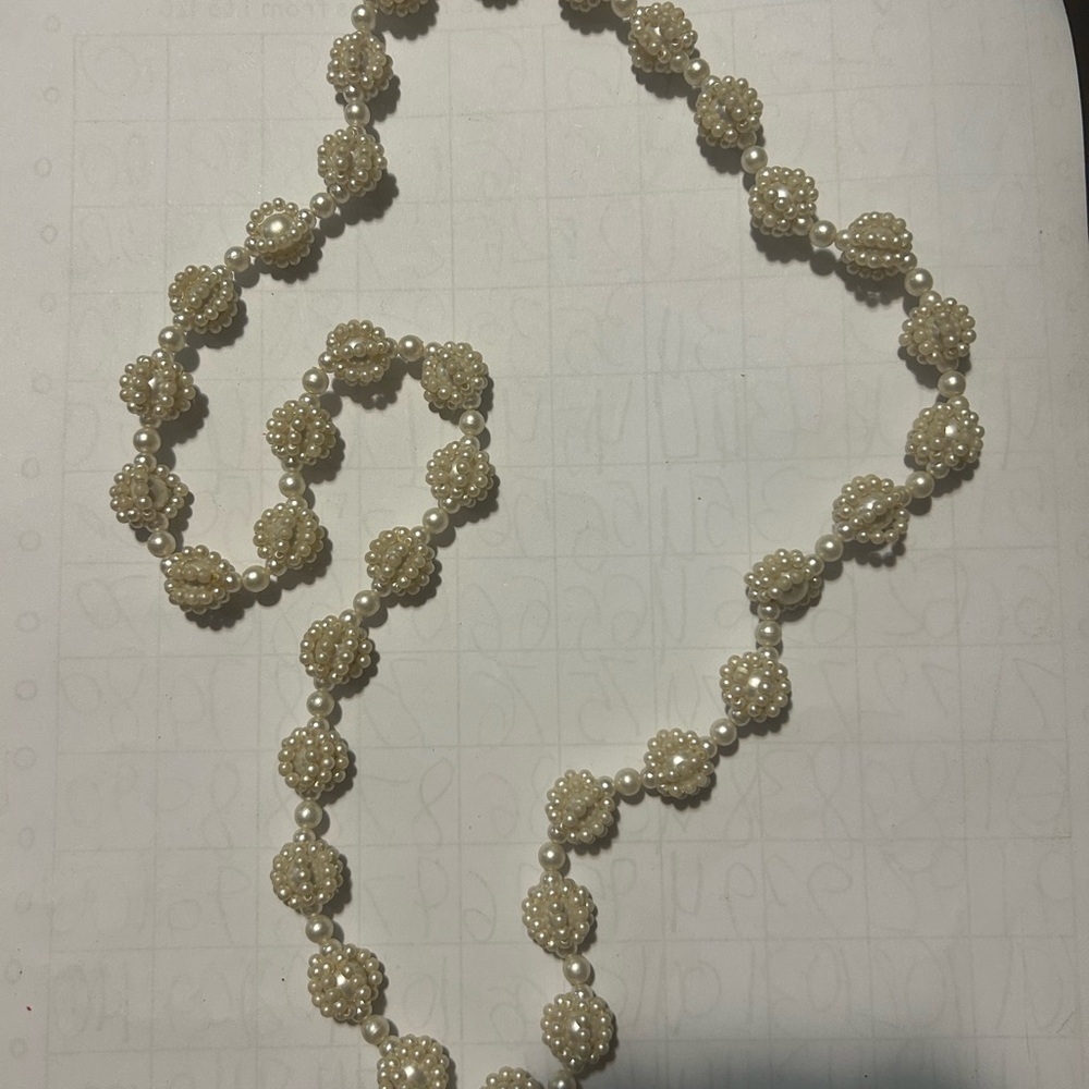Elegant Cream Beaded Necklace